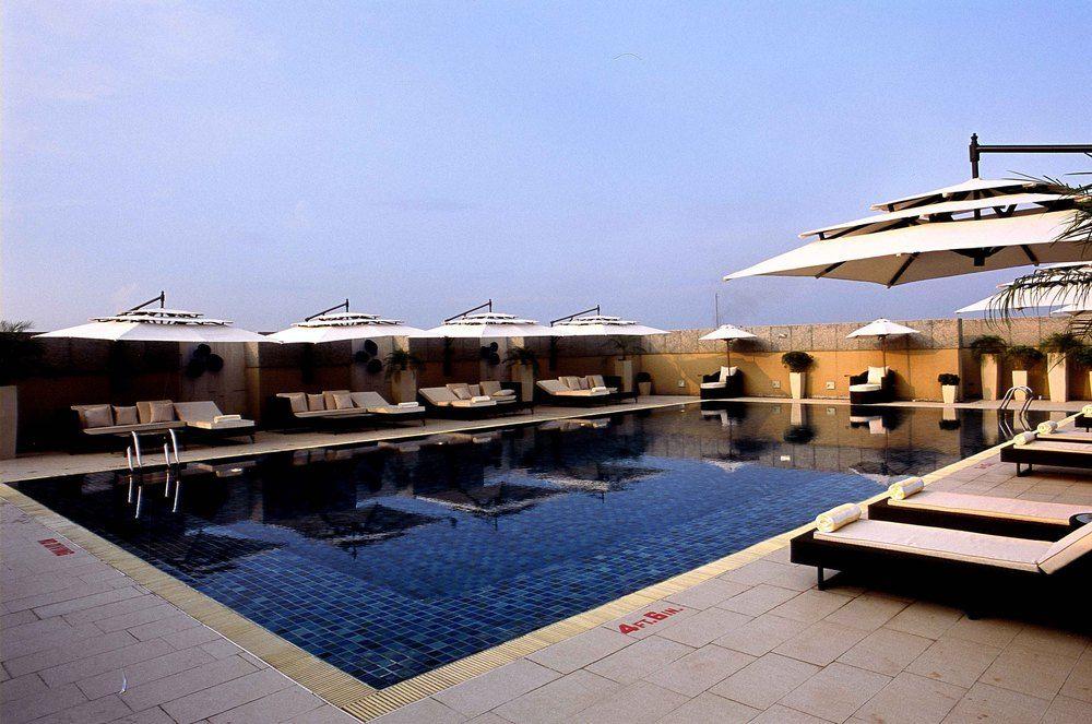Svelte Delhi, A Member Of Radisson Individuals Hotel New Delhi Exterior photo