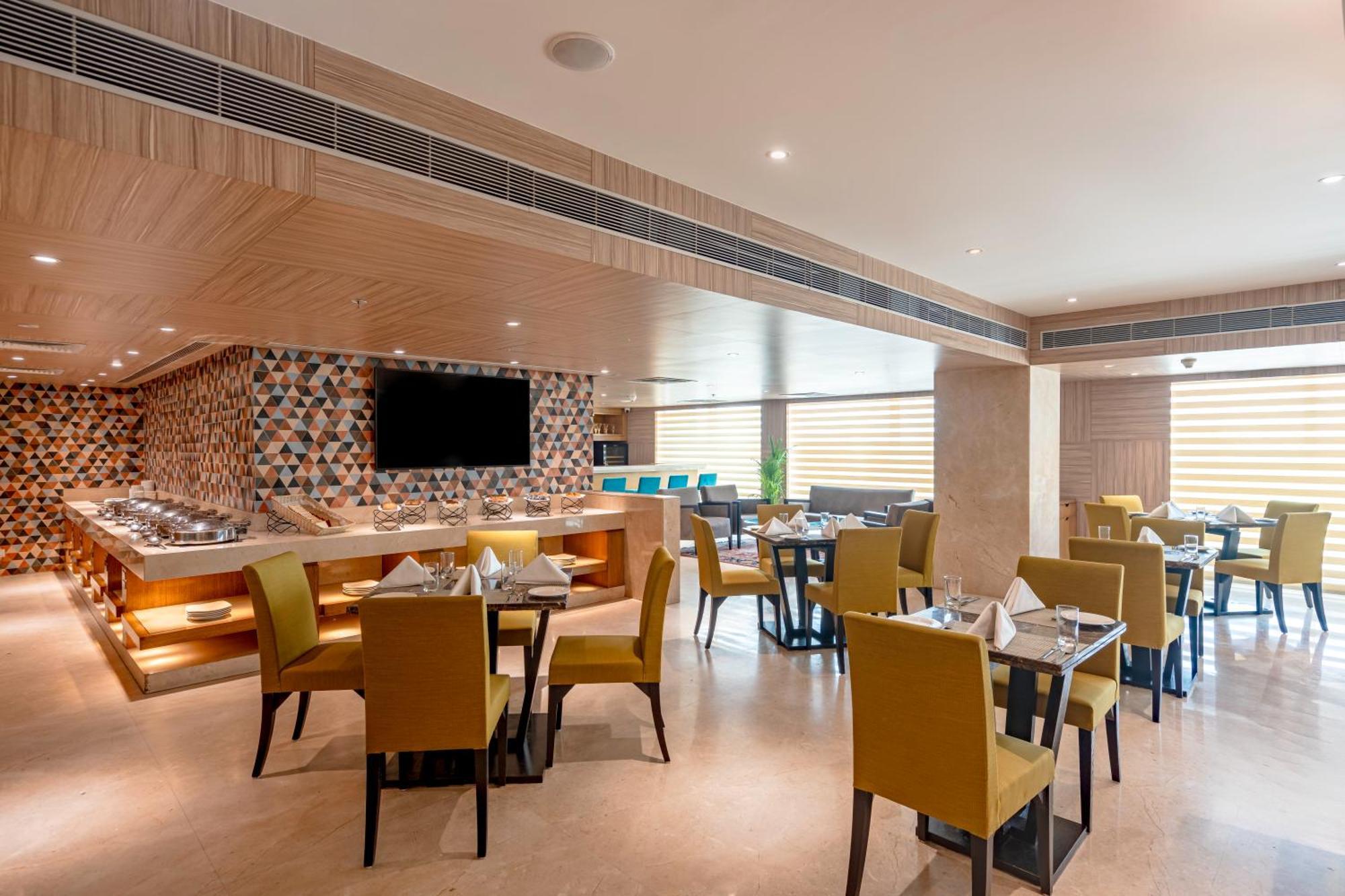 Svelte Delhi, A Member Of Radisson Individuals Hotel New Delhi Exterior photo
