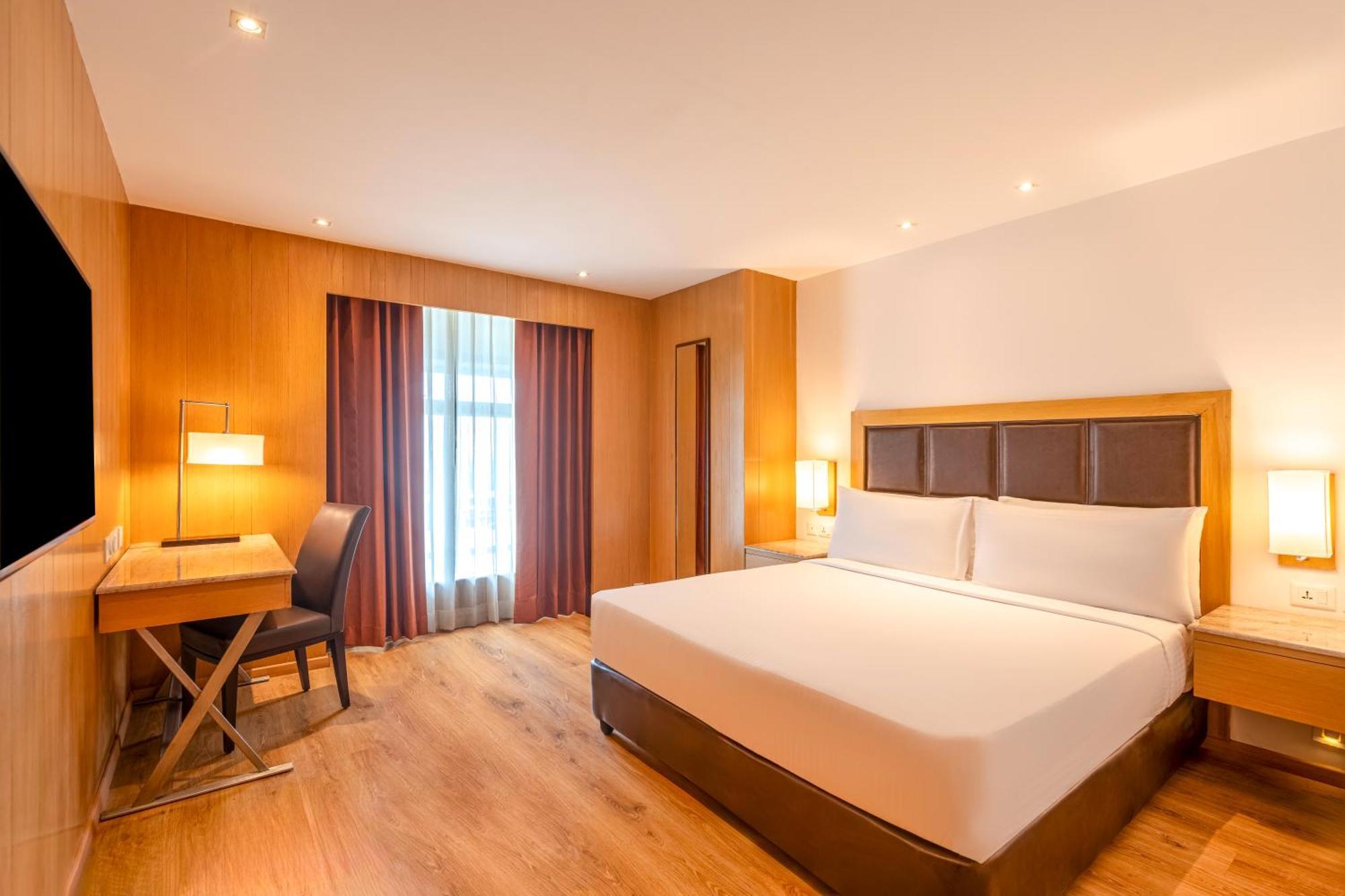 Svelte Delhi, A Member Of Radisson Individuals Hotel New Delhi Exterior photo
