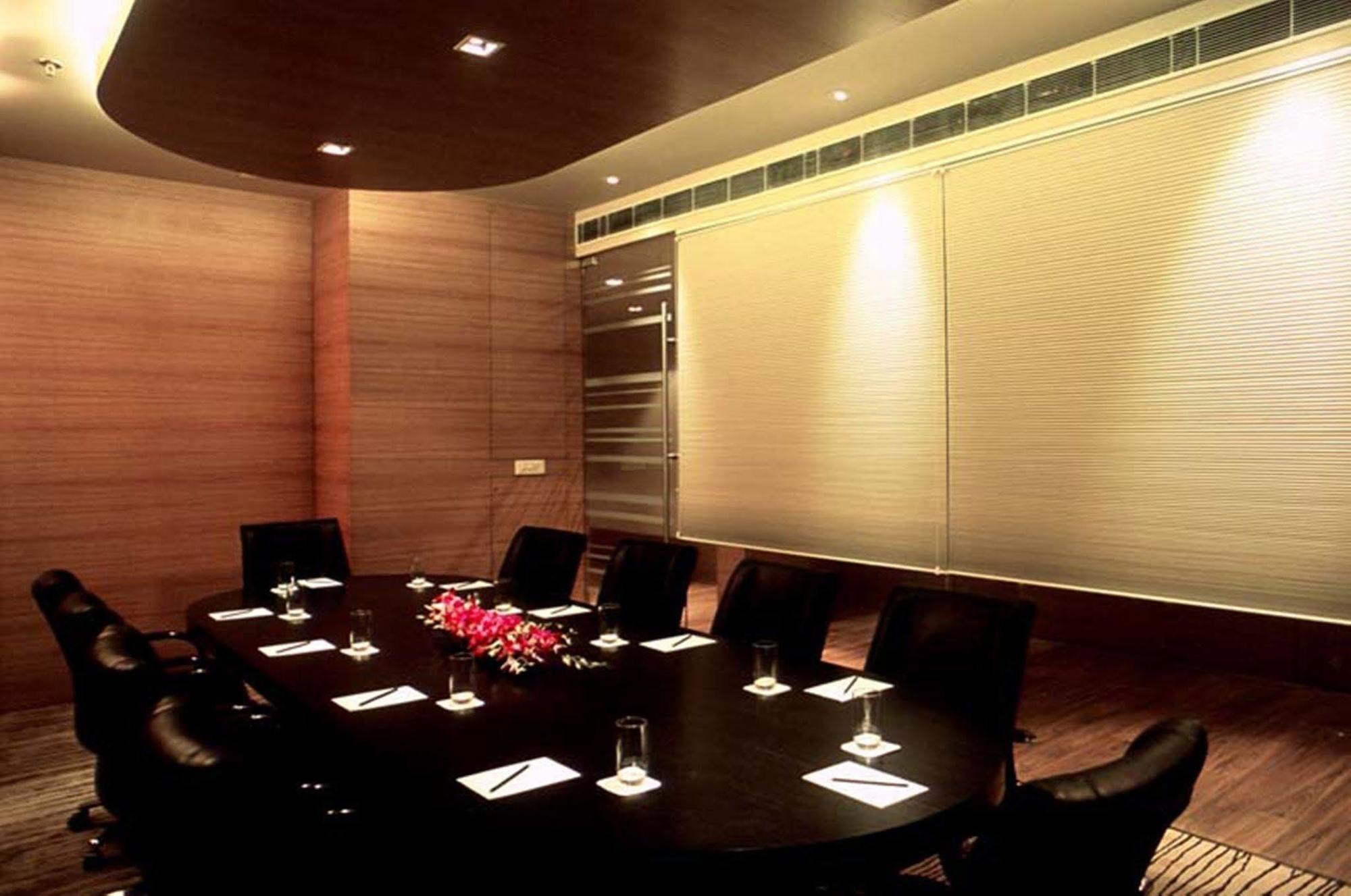 Svelte Delhi, A Member Of Radisson Individuals Hotel New Delhi Exterior photo