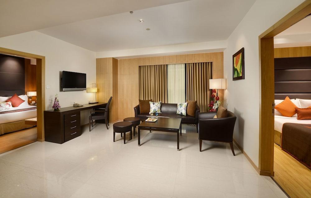 Svelte Delhi, A Member Of Radisson Individuals Hotel New Delhi Exterior photo